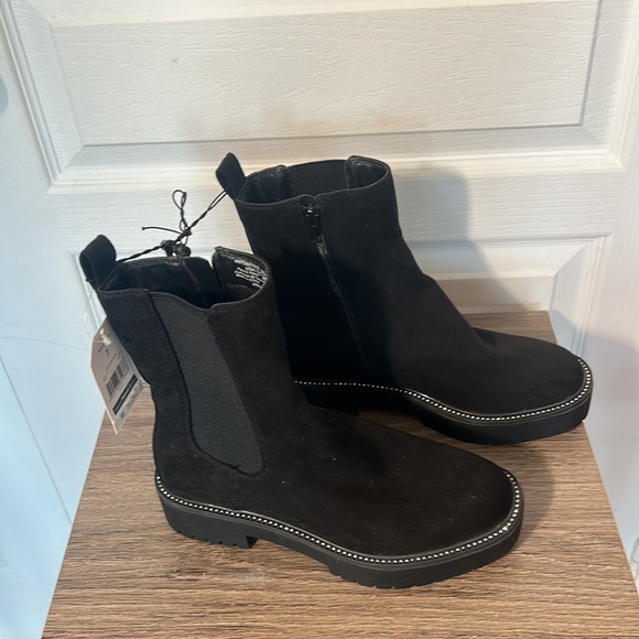 NWT NO BOX TIME AND TRU FAUX SUEDE BLACK ANKLE BOOTS BEADED SIDE ZIPPER SIZE 7 - Picture 4 of 8